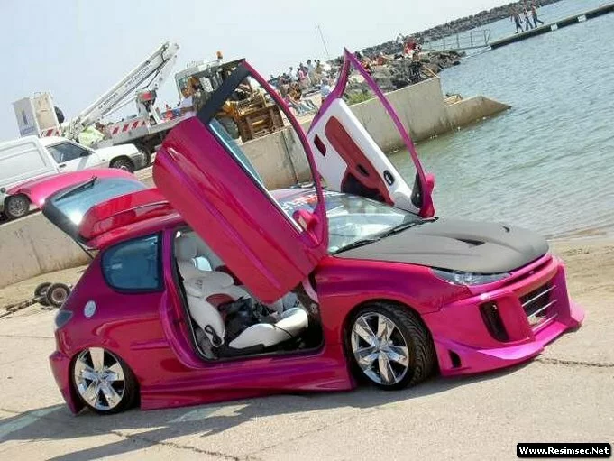 Modifiye Peugeot 206 Pembe