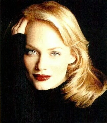 amber valletta 13